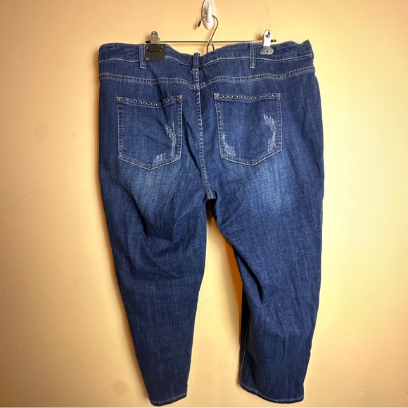 Lane Bryant NWT Girlfriend Jeans Studded Pocket Distressed Dark Wash Size 22 - Picture 6 of 15